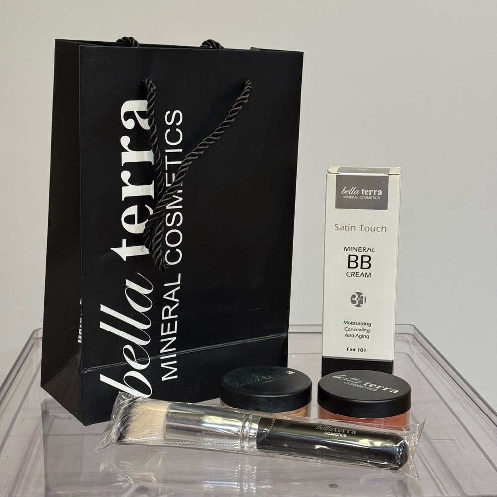 🤎🤎Bella Terra Mineral Cosmetics Kit 🤎🤎